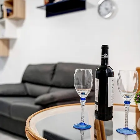 Apartment Apt Niky By Paramount Holidays