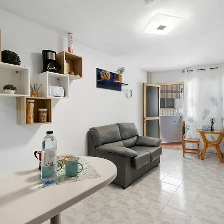 Apt Niky By Paramount Holidays Costa Adeje (Tenerife)